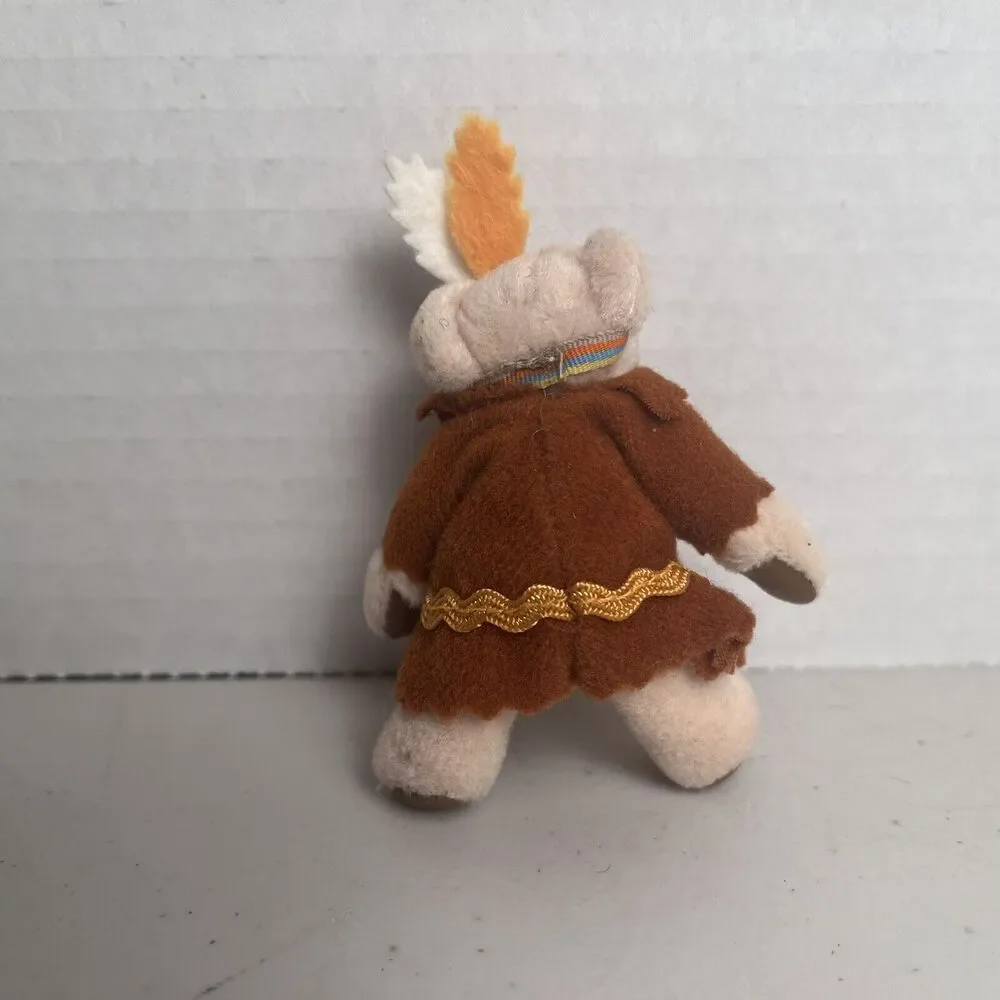 Russ Berrie Thanksgiving Mini Teddy Bears Pilgrim Indian Vintage Tiny Town 3